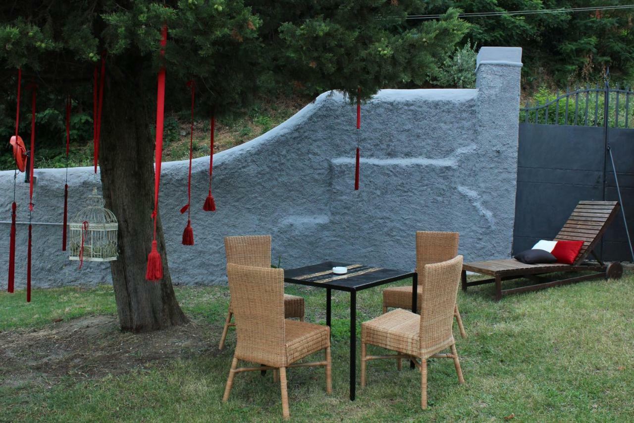 Borgo Della Rocca Bed & Breakfast Монтемурло Екстериор снимка