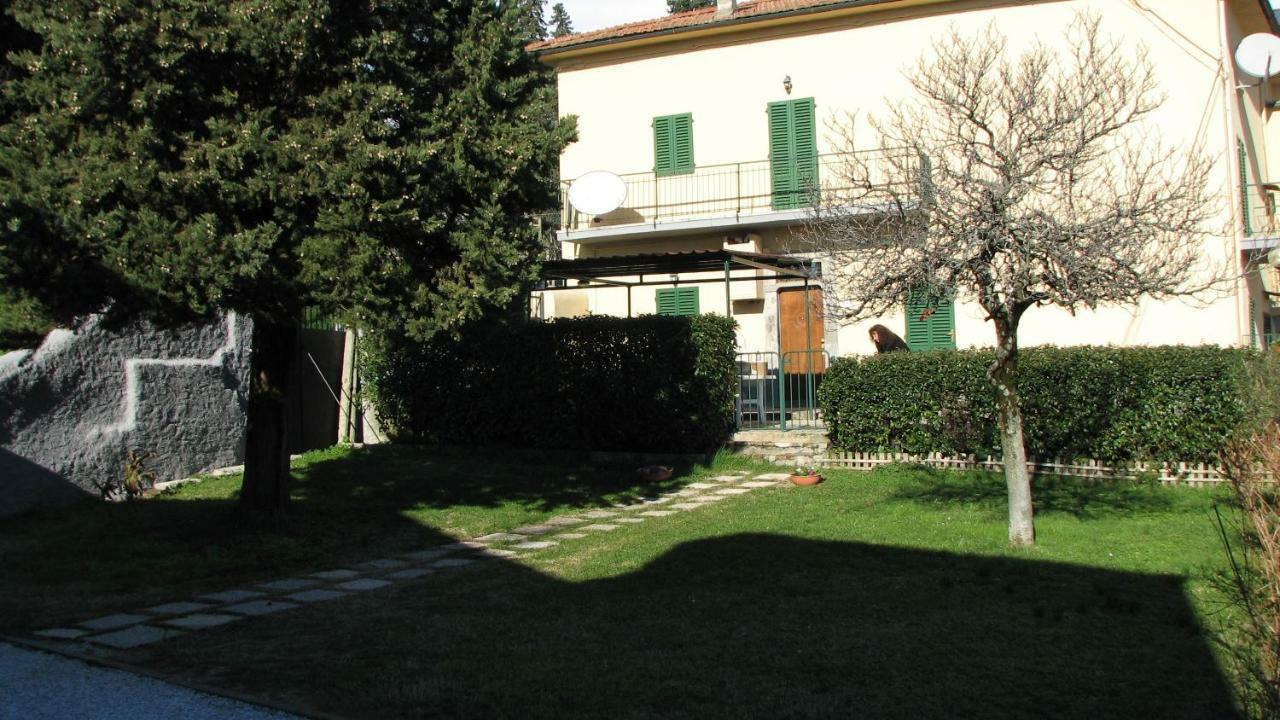Borgo Della Rocca Bed & Breakfast Монтемурло Екстериор снимка